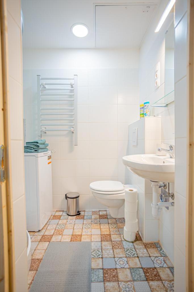Cosy Gallery Flat In Akacfa St. ブダペスト エクステリア 写真